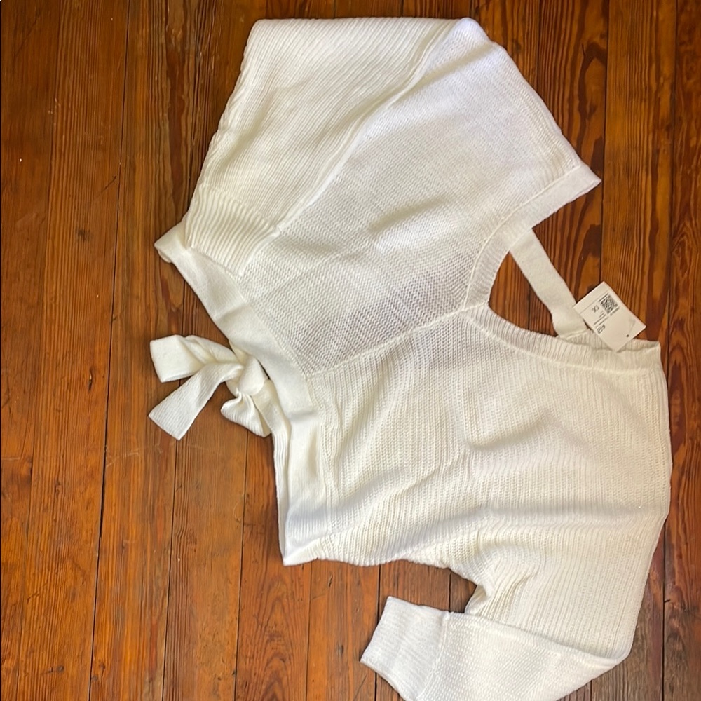Forever 21 Ivory Crop Sweater with Cute Open Back Design